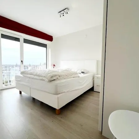 アパート Stylish Flat With Sea Views
