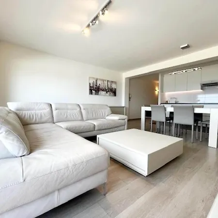 アパート Stylish Flat With Sea Views ウェンドゥイネ
